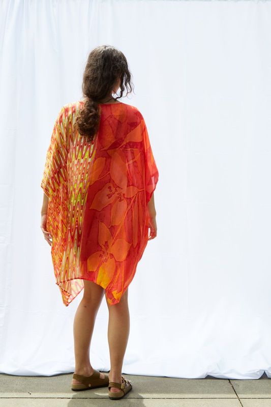 Tasia Midi Kaftan Pure Silk Bimini Reds