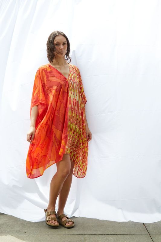 Tasia Midi Kaftan Pure Silk Bimini Reds