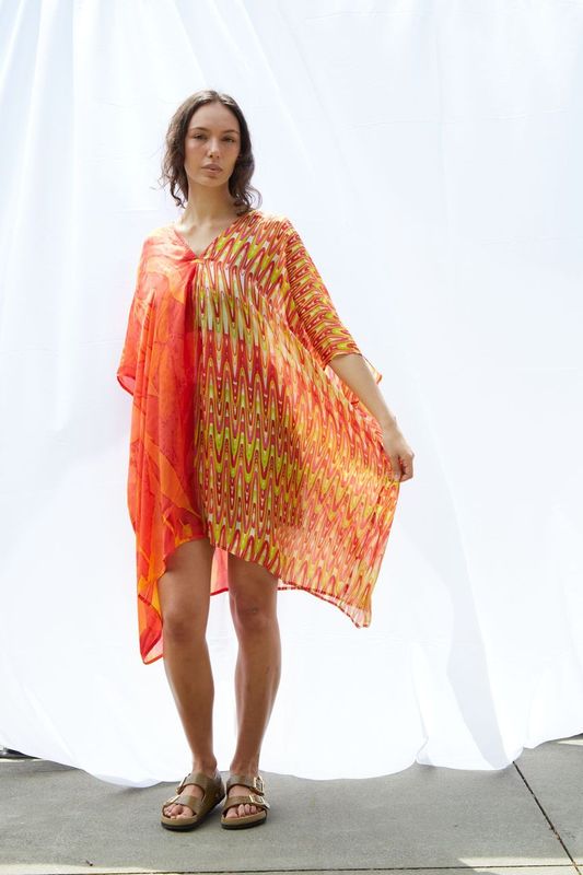 Tasia Midi Kaftan Pure Silk Bimini Reds